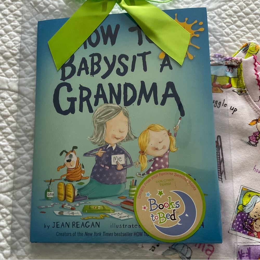 Girls pj and book set - Picture 2 of 4